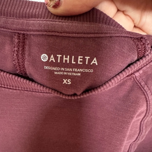 Athleta mauve pullover size XS - Picture 3 of 3